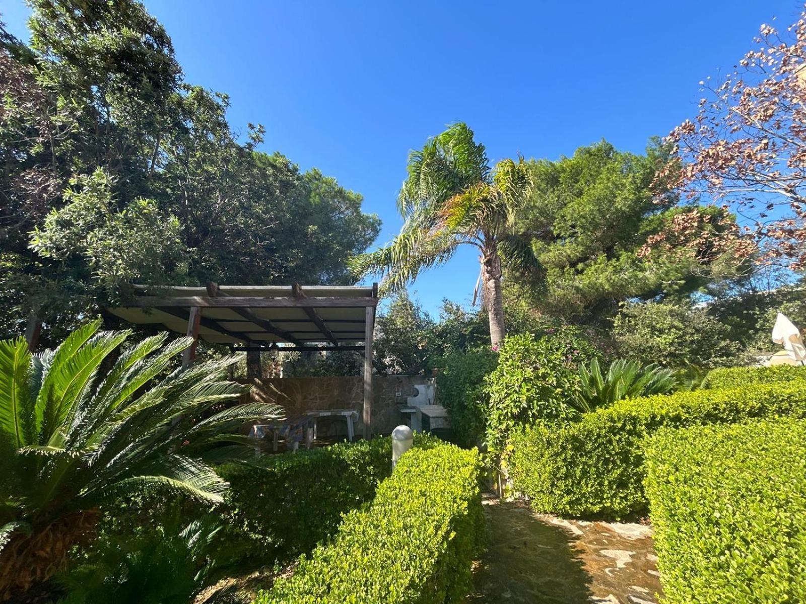 Villetta A Pochi Passi Dal Mare Santa Cesarea Terme Exterior foto